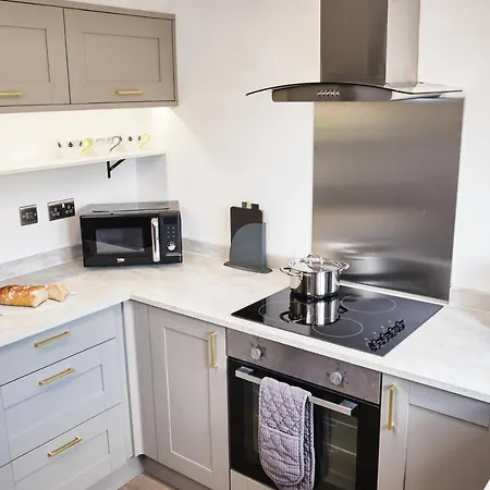 Parkway House - Modern With Great Transport Links * Bristol