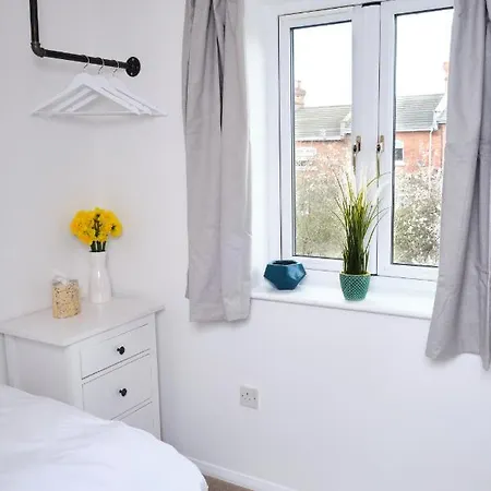 Apartamento Parkway House - Modern With Great Transport Links *